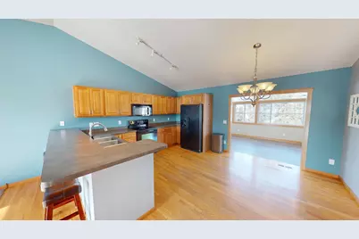 1017 Abbey Road, Northfield, MN 55057 - Photo 4