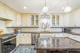 127 16th Ave NW, New Brighton, MN 55112 - Photo 8