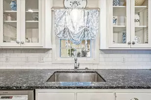 127 16th Ave NW, New Brighton, MN 55112 - Photo 10