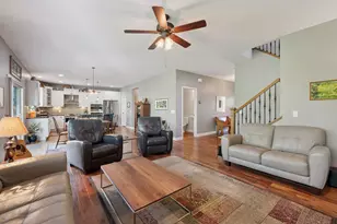 8825 Aspen Cir, Victoria, MN 55386 - Photo 10