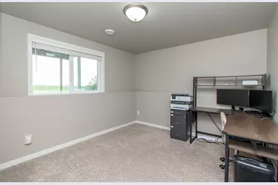 5752 58th Street S, Fargo, ND 58104 - Photo 34