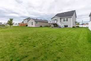 5752 58th St S, Fargo, ND 58104 - Photo 46