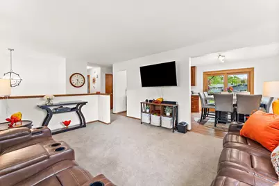 1126 Lincoln Avenue, Saint Paul Park, MN 55071 - Photo 6
