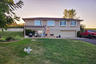 5369 County Rd 6 SW, Howard Lake, MN 55349 - Photo 2