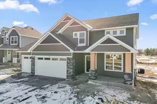 557 Waterford Pl, Waconia, MN 55387 - Photo 2