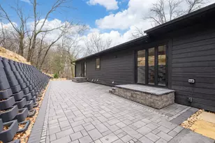 1810 Mayowood Rd SW, Rochester, MN 55902 - Photo 42