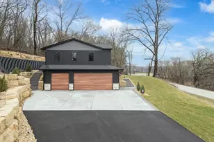 1810 Mayowood Rd SW, Rochester, MN 55902 - Photo 54