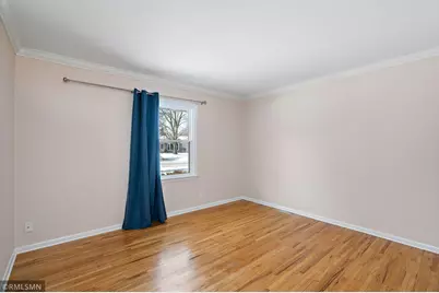 8307 Russell Avenue S, Bloomington, MN 55431 - Photo 10