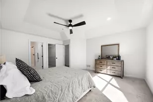 1974 S Lusitano St, Shakopee, MN 55379 - Photo 20