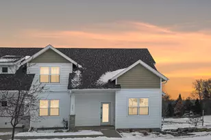 2651 New Century Blvd S, Maplewood, MN 55119 - Photo 1