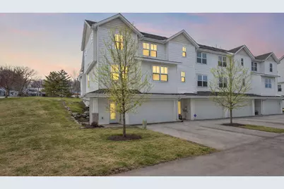 2651 New Century Boulevard S, Maplewood, MN 55119 - Photo 2