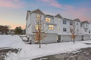 2651 New Century Blvd S, Maplewood, MN 55119 - Photo 2