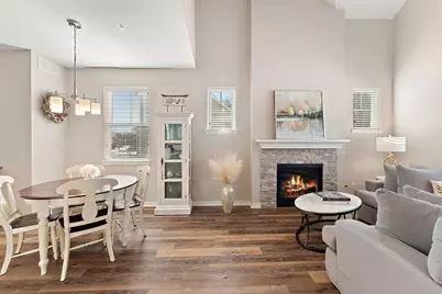 2651 New Century Boulevard S, Maplewood, MN 55119 - Photo 6