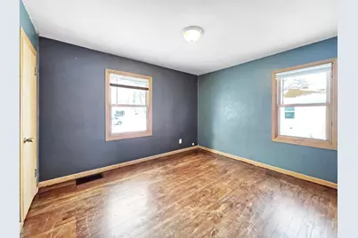 120 State Avenue N, Thief River Falls, MN 56701 - Photo 6