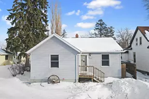 120 State Ave N, Thief River Falls, MN 56701 - Photo 1