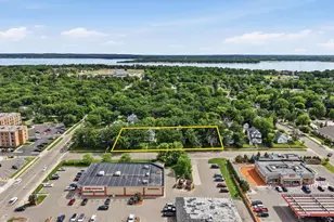 315 Park St, Detroit Lakes, MN 56501 - Photo 2