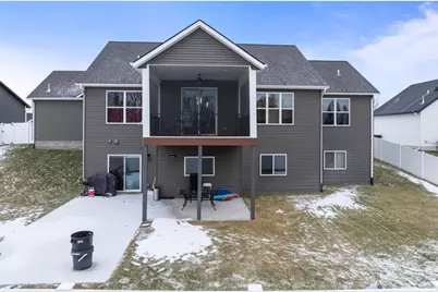 4712 Cassidy Ridge Drive NE, Rochester, MN 55906 - Photo 8