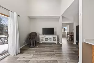 8588 Savanna Oaks Ln, Woodbury, MN 55125 - Photo 14