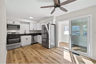 4329 Lakeland Avenue N, Robbinsdale, MN 55422 - Photo 8