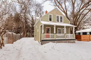 1329 10th St N, Fargo, ND 58102 - Photo 2