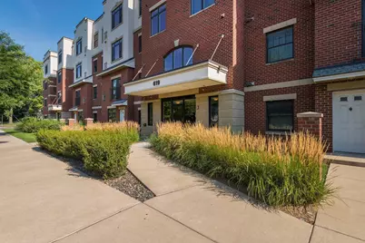 619 8th Street SE #409, Minneapolis, MN 55414 - Photo 1