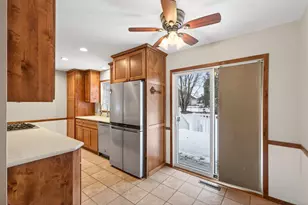 6574 Hokah Dr, Lino Lakes, MN 55014 - Photo 8