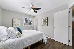 15760 Tonkawood Dr, Minnetonka, MN 55345 - Photo 32