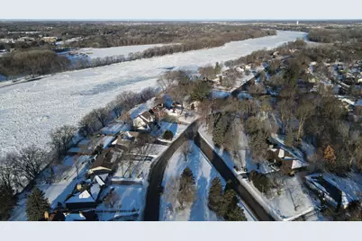 1167 Benton Street, Anoka, MN 55303 - Photo 2