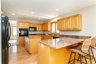 295 Salem Point Dr SW, Rochester, MN 55902 - Photo 10