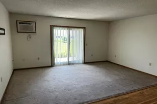 960 Portland St, Villard, MN 56385 - Photo 4