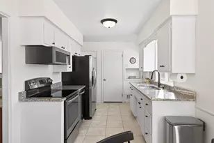 3156 Cleveland St NE, Minneapolis, MN 55418 - Photo 8