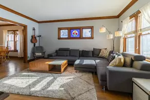 1929 Margaret St, Saint Paul, MN 55119 - Photo 10