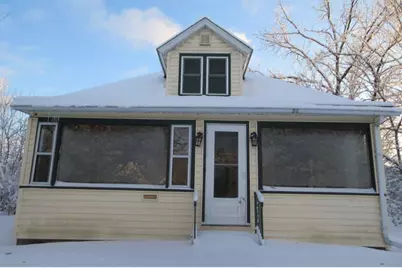 516 Lake Avenue E, Ladysmith, WI 54848 - Photo 2