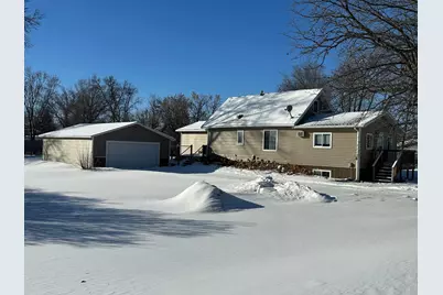 705 Grant Street W, Detroit Lakes, MN 56501 - Photo 2