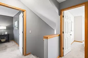 7669 Primrose Pl, Chanhassen, MN 55317 - Photo 24