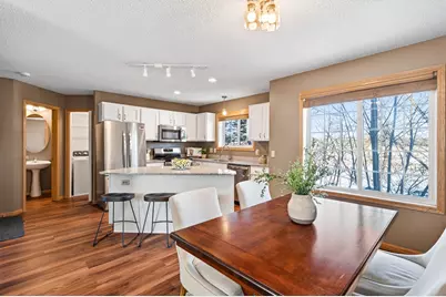 7669 Primrose Place, Chanhassen, MN 55317 - Photo 4