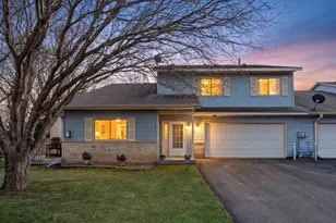 1120 Aston Pl, Burnsville, MN 55337 - Photo 2