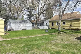 1051 Washington Memorial Dr, Saint Cloud, MN 56301 - Photo 2