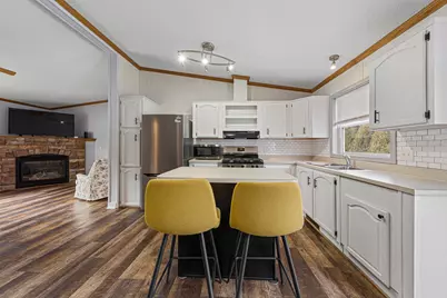 79 Blashack Street, Waldorf, MN 56091 - Photo 10