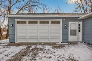 1944 Davis Ct, Shakopee, MN 55379 - Photo 36