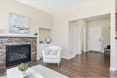 10786 Retreat Lane, Woodbury, MN 55129 - Photo 12