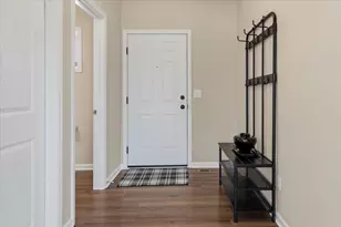 10786 Retreat Ln, Woodbury, MN 55129 - Photo 6