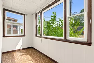 1716 University Ave NE, Minneapolis, MN 55413 - Photo 2