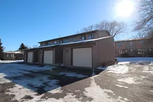 1216 Woodley St E, Northfield, MN 55057 - Photo 2