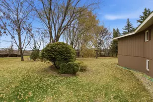 1720 48th Ave NE, Willmar, MN 56201 - Photo 8