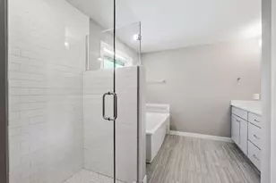 9966 Arrowwood Trl, Woodbury, MN 55129 - Photo 30