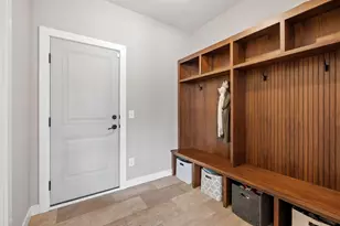 9966 Arrowwood Trl, Woodbury, MN 55129 - Photo 14