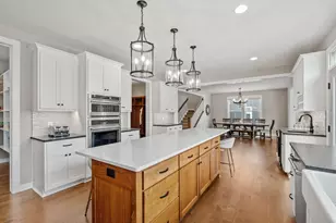 9966 Arrowwood Trl, Woodbury, MN 55129 - Photo 12