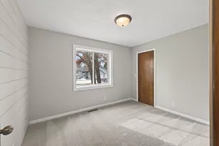 6901 Glenview Ln, Circle Pines, MN 55014 - Photo 20