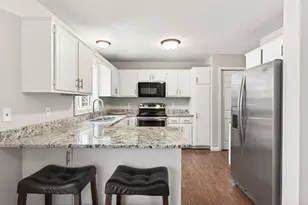 6901 Glenview Ln, Circle Pines, MN 55014 - Photo 8